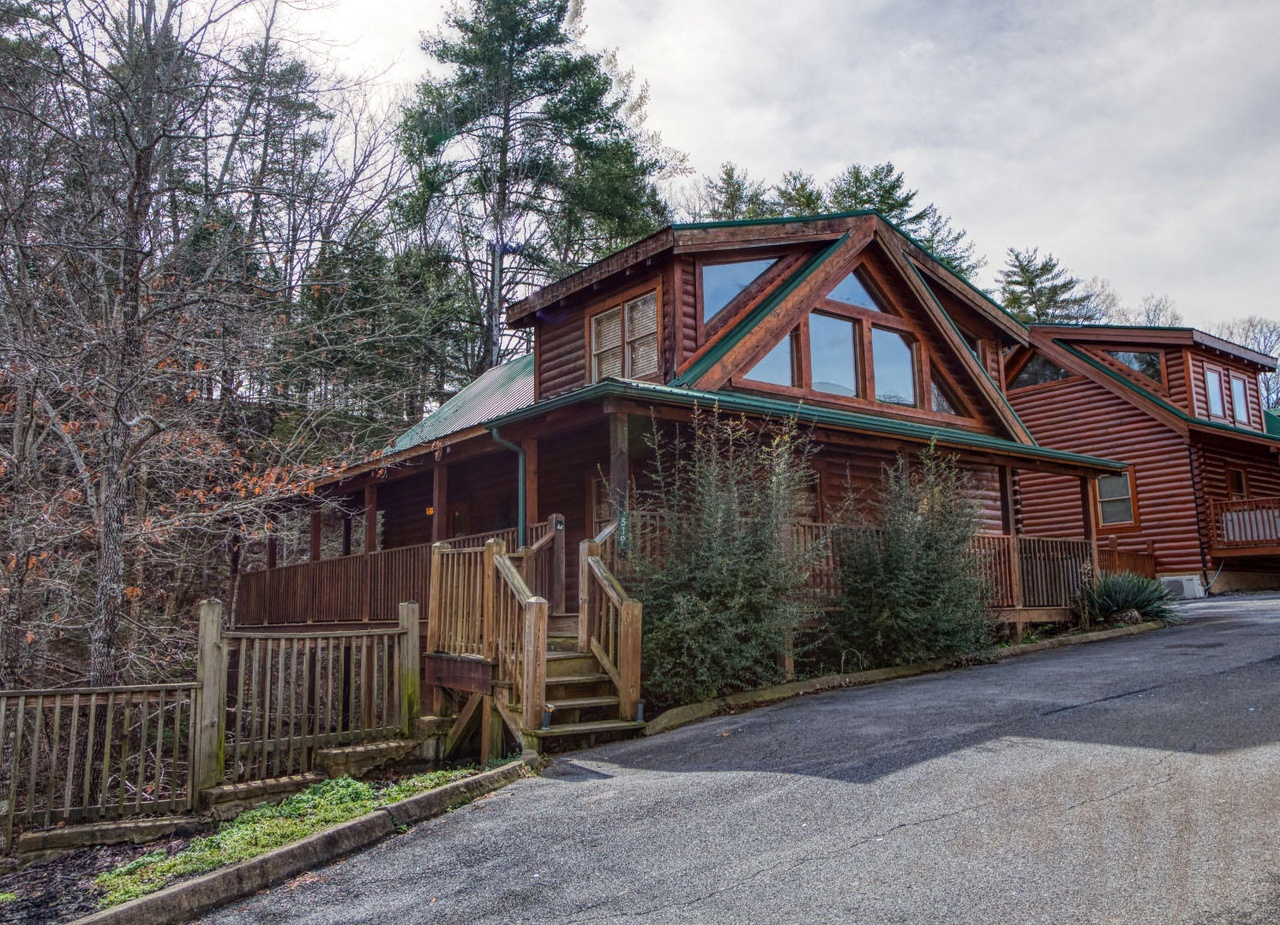 519 Blackberry Ridge Way Pigeon Forge TN 37863 MLS# 1068454 Redfin 519 Blackberry Ridge Way Pigeon Forge TN 37863 MLS# 1068454 Redfin