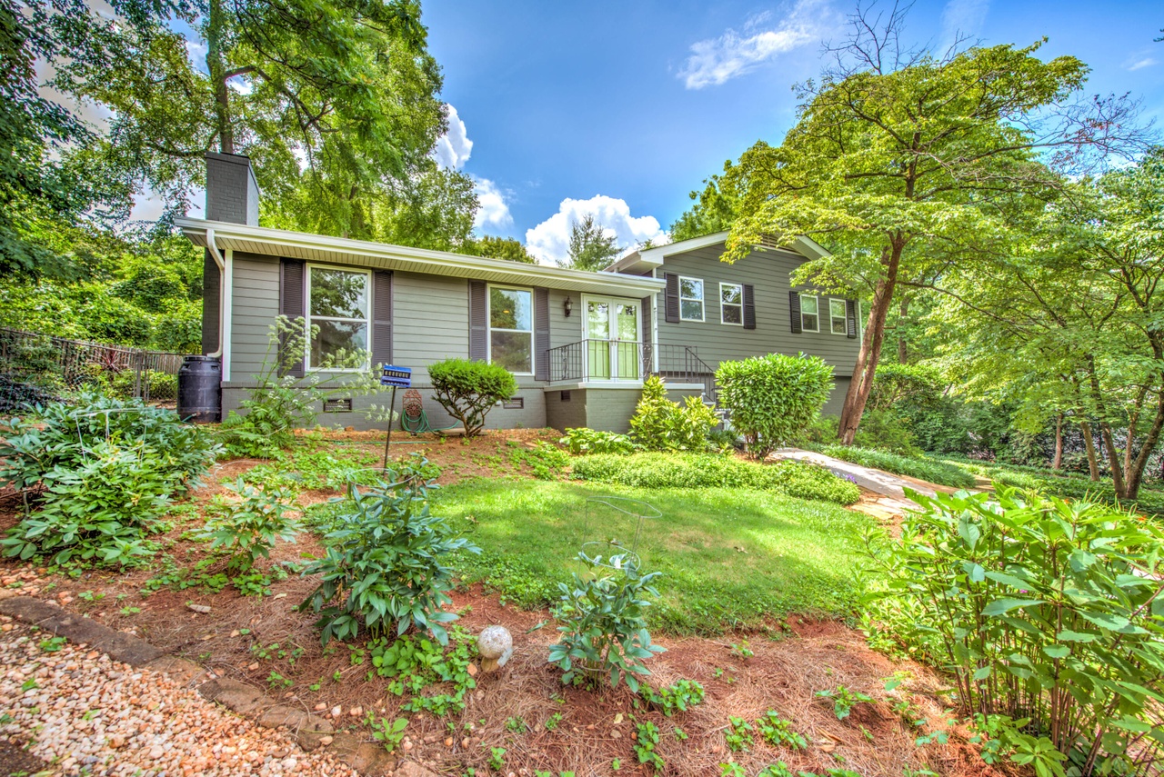 5700 NW Pinellas Dr, Knoxville, TN 37919 | MLS# 1156481 | Redfin