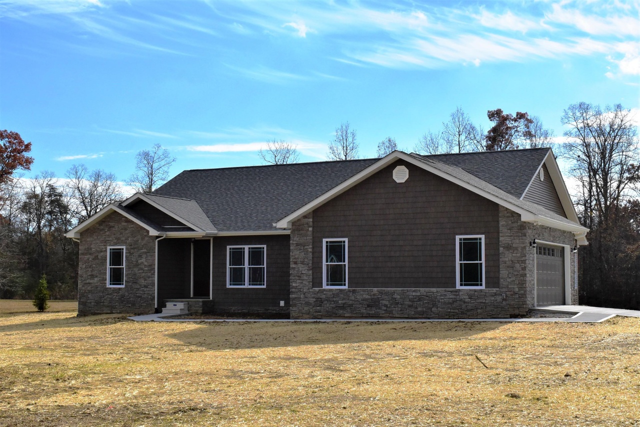 150 Myra Dr, Crossville, TN 38572 | MLS# 1079629 | Redfin