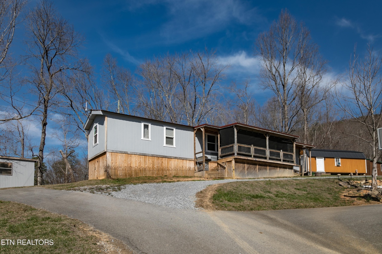 2708 Clabo Rd, Sevierville, TN 37862 | MLS# 1253809 | Redfin