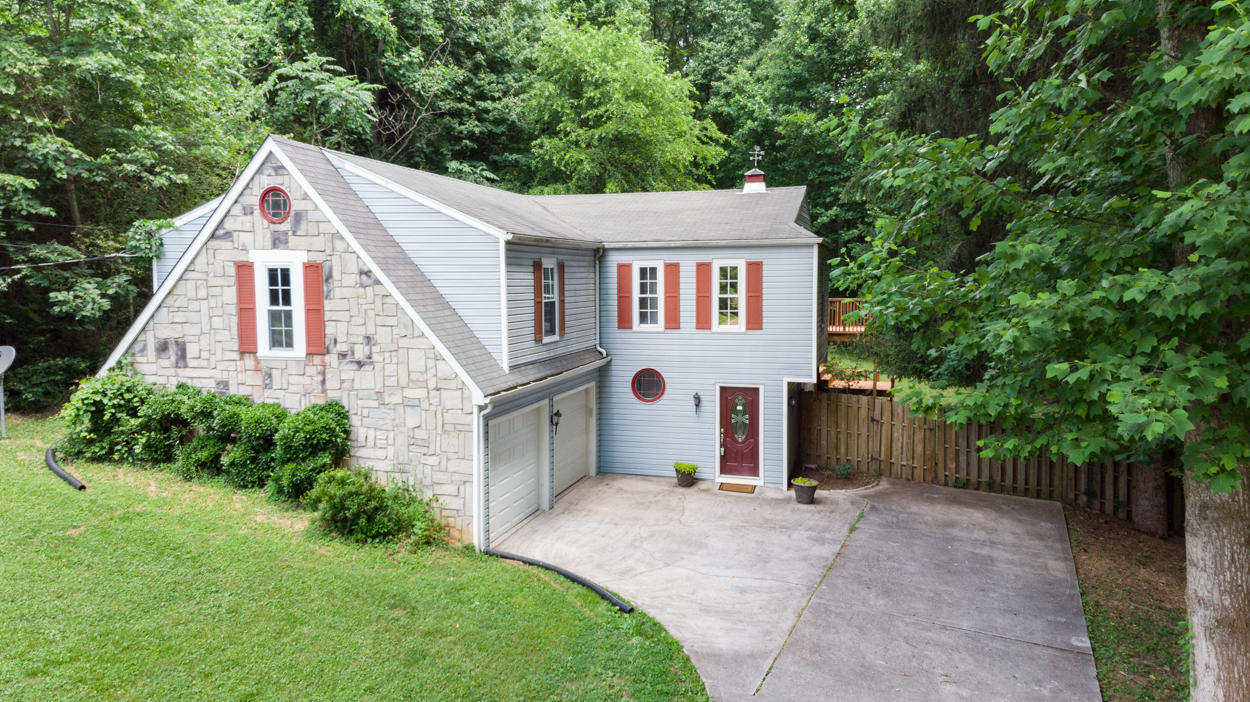 1520 Brent Dr, Knoxville, TN 37923 | MLS# 1119981 | Redfin