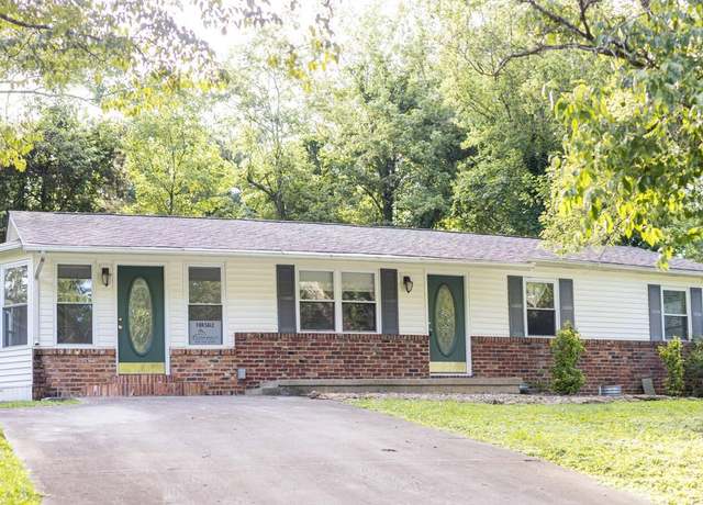 Property at 1049 Roswell Rd, Knoxville, TN 37923, 4 beds, 2.5 baths