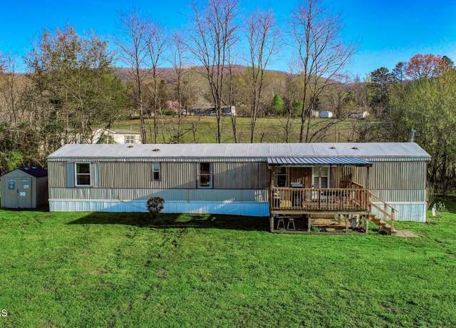 Property at 1244 Shady Rest Dr, Newport, TN 37821, 2 beds, 1.5 baths
