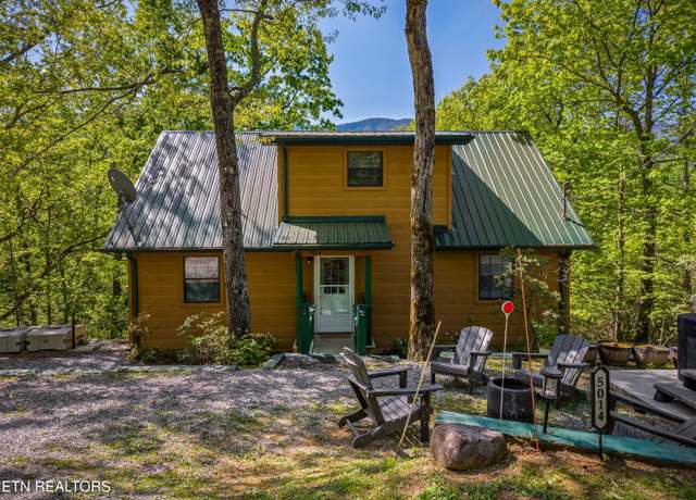 Property at 5014 Latta Way, Gatlinburg, TN 37738, 2 beds, 2 baths