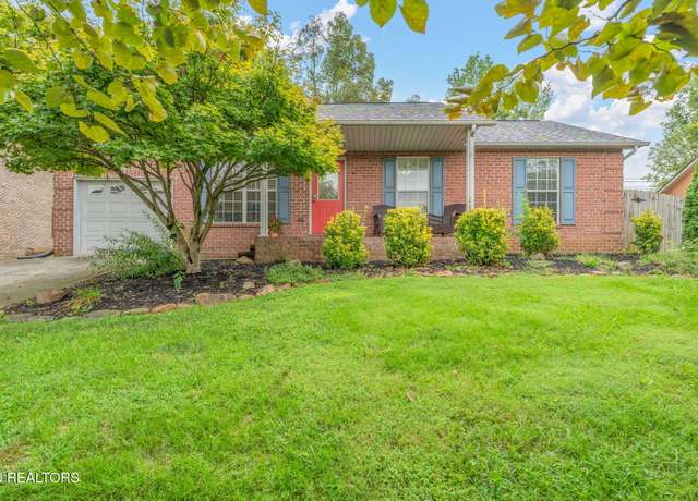 Property at 2348 Sunnywood Ln, Knoxville, TN 37912, 3 beds, 2 baths