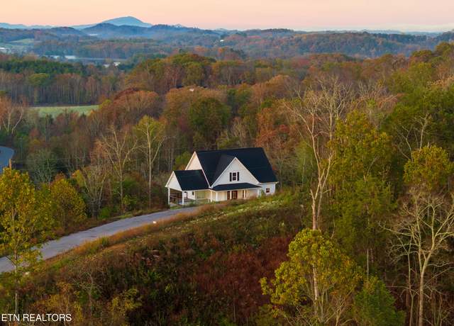 Property at 1410 Clear Pt Trl, Dandridge, TN 37725, 4 beds, 3.5 baths
