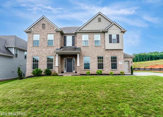 Property at 1768 Hickory Reserve Rd, Knoxville, TN 37932, 5 beds, 4.5 baths