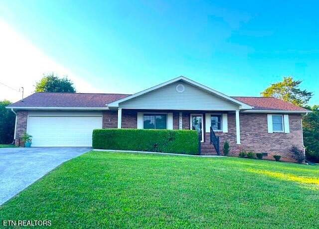 Property at 4836 Cedarwood Ln, Morristown, TN 37814, 3 beds, 1.5 baths