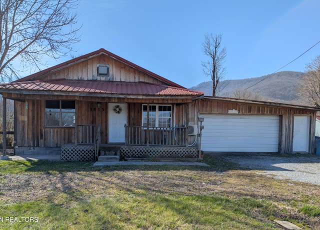 Property at 1813 Winchester Ave, Middlesboro, KY 40965, 2 beds, 1 bath