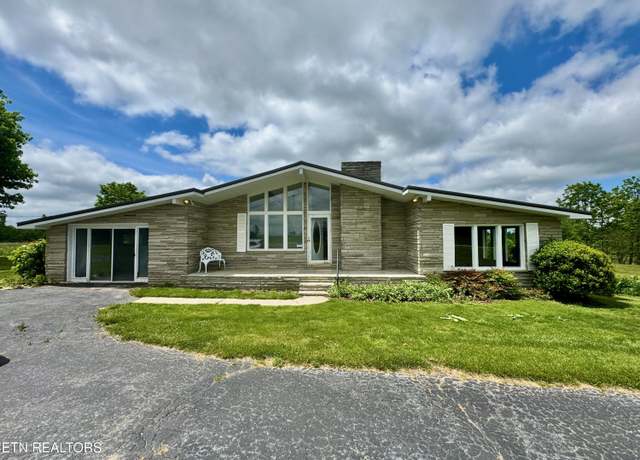Property at 1039 Old Martha Washington Road Rd, Clarkrange, TN 38553, 3 beds, 2 baths