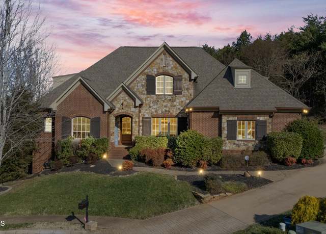 Property at 9201 Atlas Ln, Knoxville, TN 37922, 6 beds, 5.5 baths