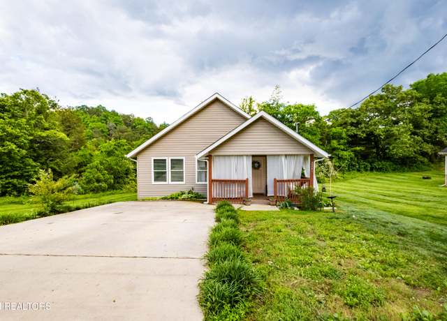 Property at 2246 Green Acres Cir, Sevierville, TN 37862, 3 beds, 2 baths