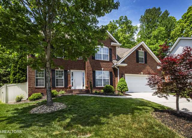 Property at 1836 Bombay Ln, Knoxville, TN 37932, 5 beds, 3 baths