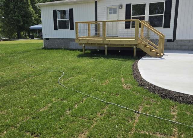 Property at 114 Short St, Englewood, TN 37329, 3 beds, 2 baths