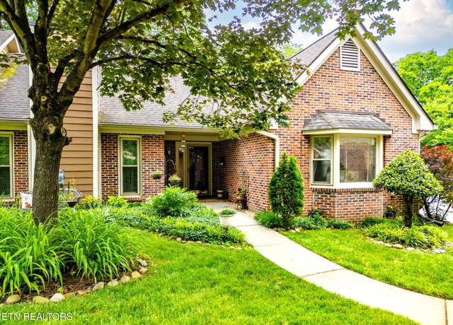 Property at 8946 Wesley Pl, Knoxville, TN 37922, 2 beds, 2 baths