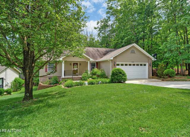 Property at 348 Lakeview Dr, Fairfield Glade, TN 38558, 3 beds, 2 baths