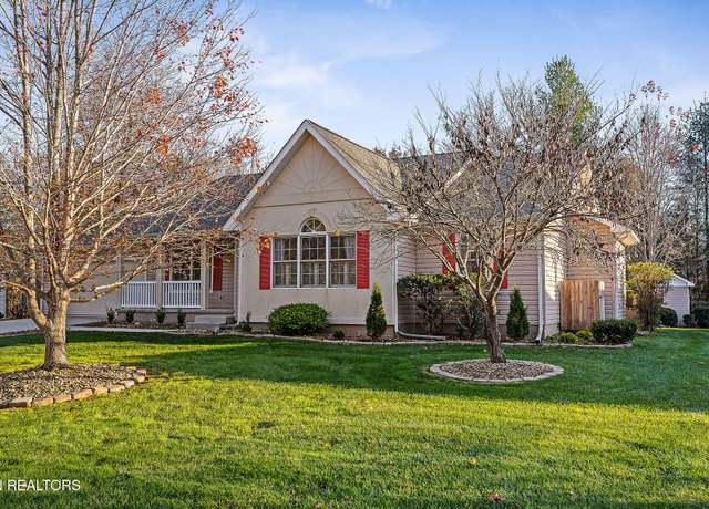 Property at 122 Windsor Rd, Crossville, TN 38558, 3 beds, 2 baths