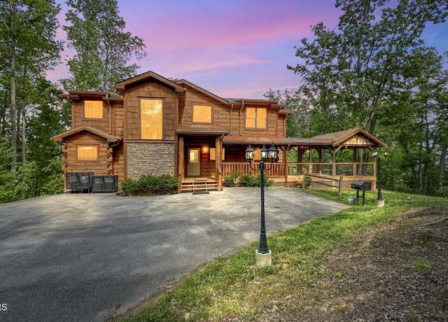 Property at 2631 Sawmill Branch Dr, Sevierville, TN 37862, 5 beds, 6 baths