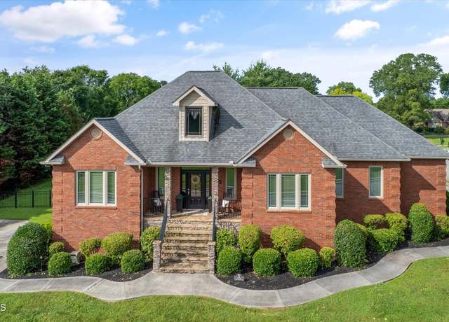 Property at 2602 Penn Marydel Way, Maryville, TN 37803, 3 beds, 3.5 baths