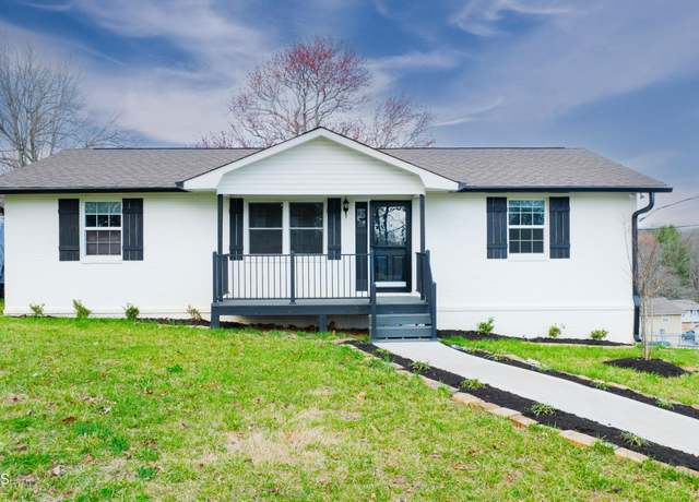 Property at 8424 Grane Lefe St, Knoxville, TN 37938, 4 beds, 3 baths