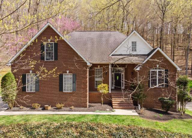 Property at 227 Columbus Dr, Lenoir City, TN 37771, 3 beds, 3.5 baths