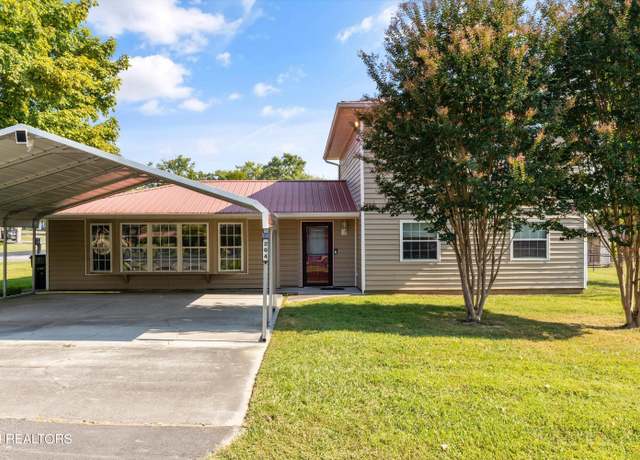 Property at 204 Little Pigeon Dr, Sevierville, TN 37862, 3 beds, 2 baths