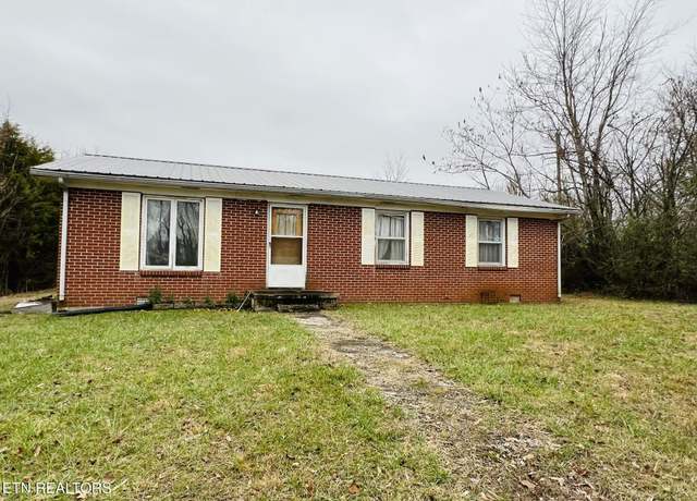 Property at 1008 Old Static Rd, Byrdstown, TN 38549, 3 beds, 1 bath