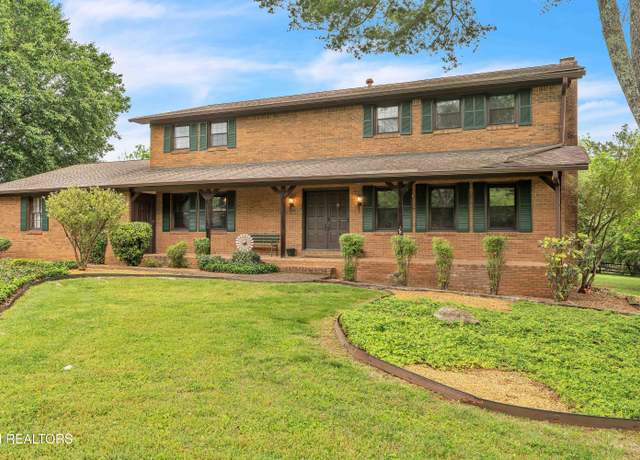 Property at 1020 NW Robin Hood Dr, Cleveland, TN 37312, 4 beds, 2.5 baths