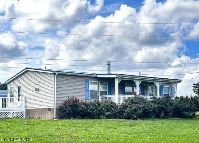 Property at 1467 Squire Fox Rd, Dandridge, TN 37725, 2 beds, 2 baths