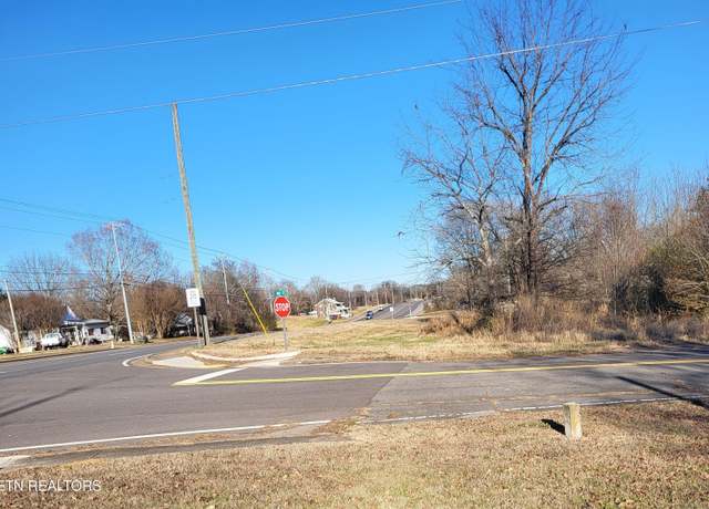 Property at 302 N Amhurst Pl, Englewood, TN 37329