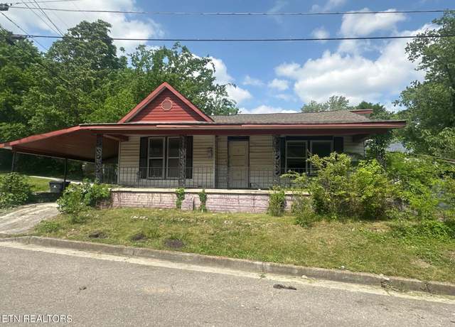 Property at 1621 Wallace St, Knoxville, TN 37921, 3 beds, 1 bath