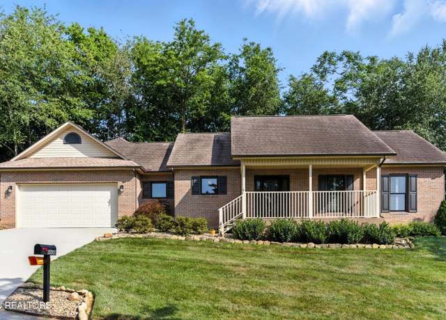 Property at 8808 Cedar Springs Ln, Knoxville, TN 37923, 3 beds, 2.5 baths