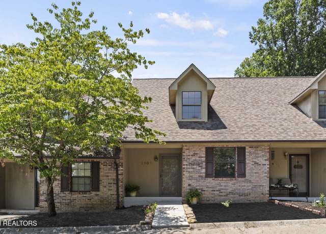 Property at 2109 Larimer St, Knoxville, TN 37921, 2 beds, 2 baths