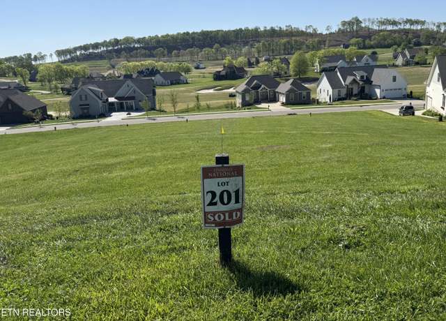 Property at 568 Hawks Bnd, Loudon, TN 37774