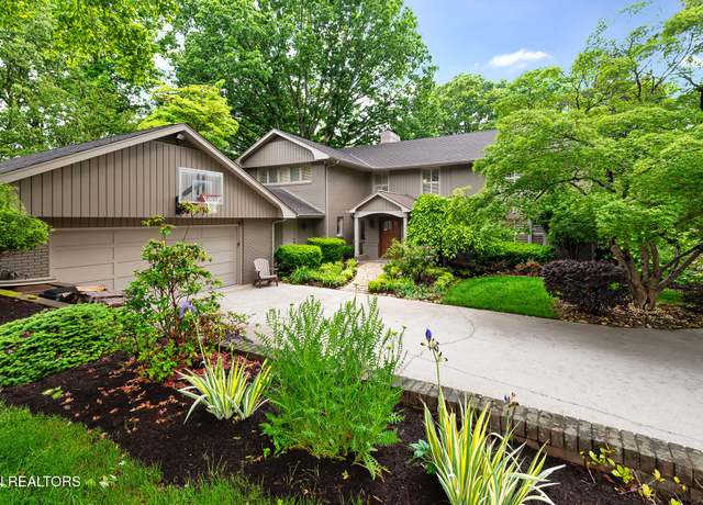 Property at 5421 Blueridge Dr, Knoxville, TN 37919, 4 beds, 4 baths