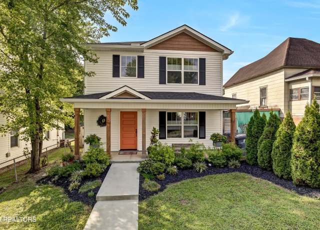 Property at 912 Phillips Ave, Knoxville, TN 37920, 3 beds, 2.5 baths