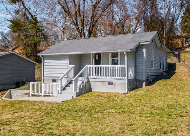 Property at 902 Mcadoo St, Clinton, TN 37716, 2 beds, 1 bath
