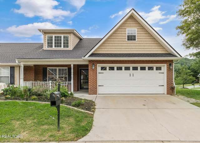 Property at 1440 Hazelgreen Way, Knoxville, TN 37912, 3 beds, 3 baths