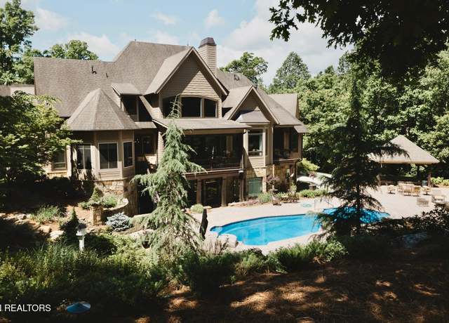Property at 612 Mcfee Rd, Knoxville, TN 37934, 5 beds, 5.5 baths