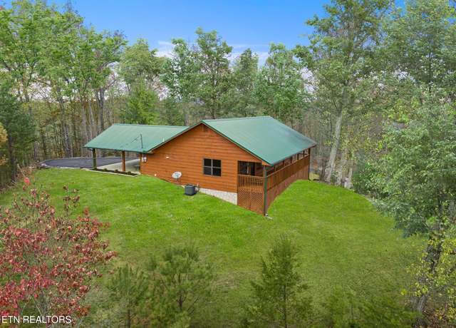 Property at 3760 Ivy Way, Sevierville, TN 37876, 3 beds, 3 baths