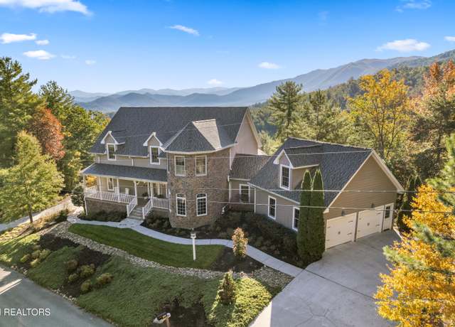 Property at 735 Bear Den Rd, Townsend, TN 37882, 3 beds, 5 baths