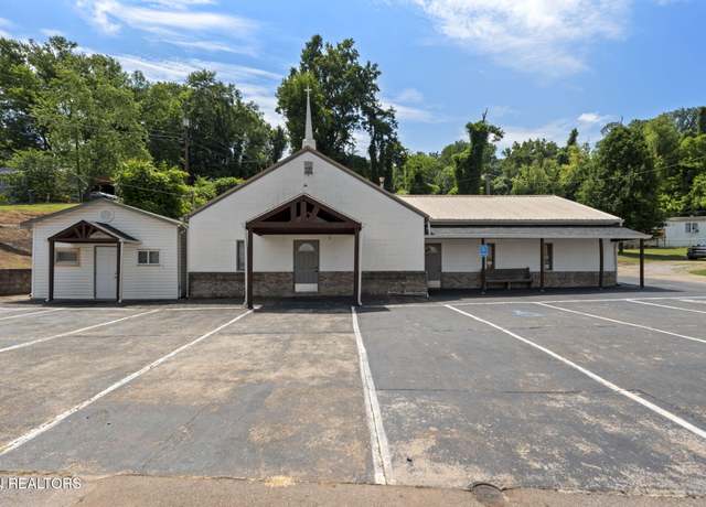 Property at 520 Yarnell Ave, Knoxville, TN 37920, 3 baths