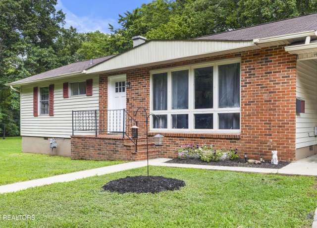 Property at 126 Atlanta, Oak Ridge, TN 37830, 3 beds, 1 bath