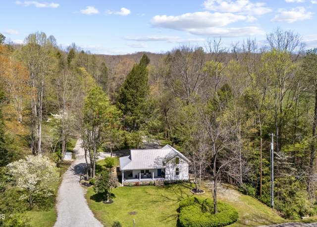 Property at 6062 Stinking Creek Rd, Pioneer, TN 37847, 4 beds, 3 baths