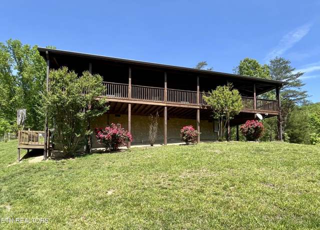 Property at 1671 Licking Spring Way, Sevierville, TN 37876, 4 beds, 3 baths