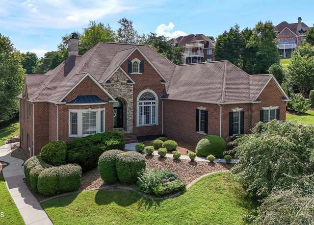 Property at 1114 Canvas Back Ln, Knoxville, TN 37922, 4 beds, 3.5 baths