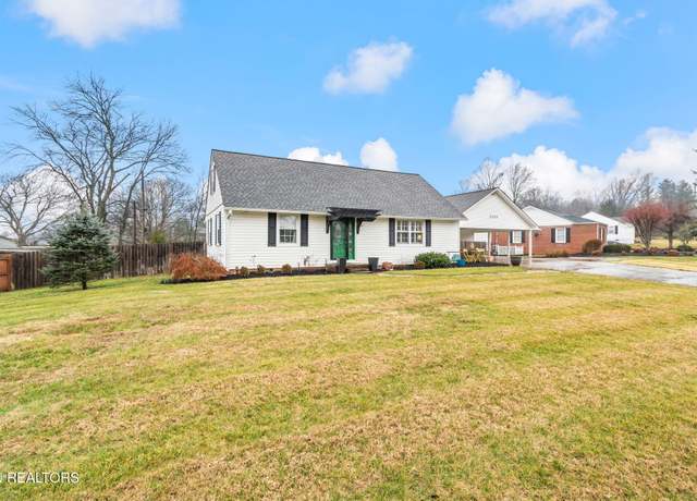 Property at 5305 Brazelton Rd, Knoxville, TN 37918, 4 beds, 2 baths