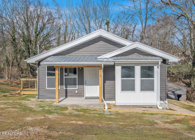 Property at 816 Rogers St, Clinton, TN 37716, 2 beds, 2 baths