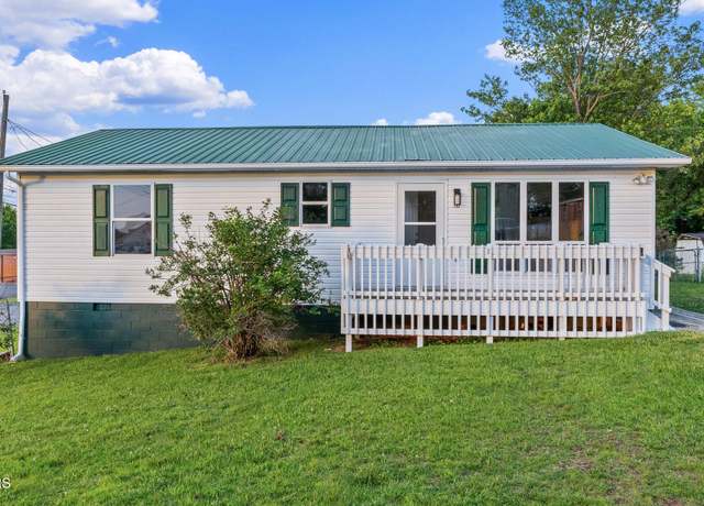 Property at 703 Kelly St, Morristown, TN 37813, 3 beds, 1 bath