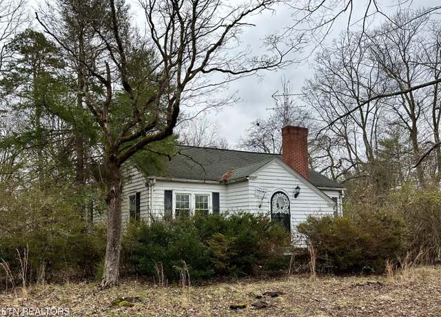 Property at 6220 Thorn Grove Pike, Knoxville, TN 37914, 2 beds, 1 bath